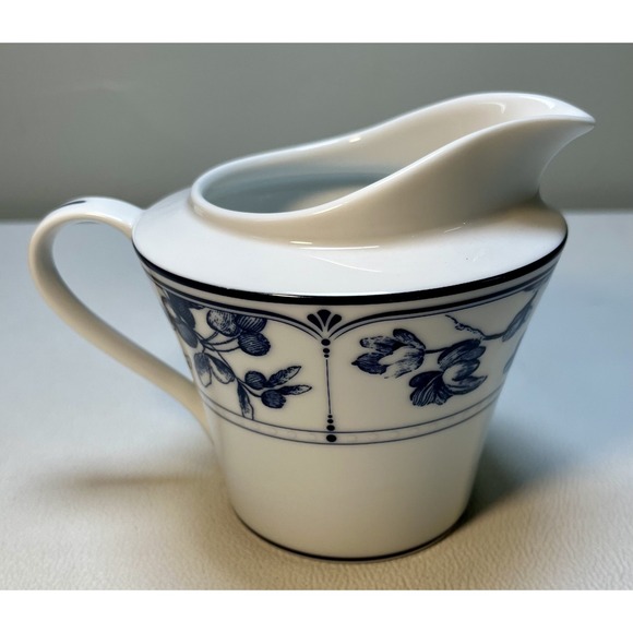 Waterford Town & Country Normandy Creamer Pitcher Blue Floral 4.5" Porcelain EUC - Picture 3 of 6